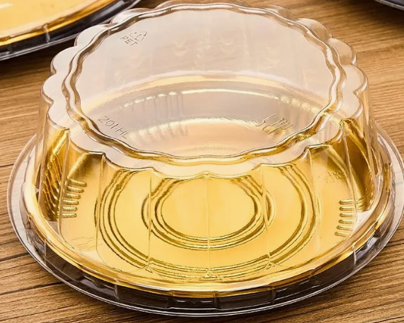Le contenant alimentaire en plastique offre-t-il une meilleure stabilité de pile dans les réfrigérateurs que les contenants rectangulaires similaires ?
